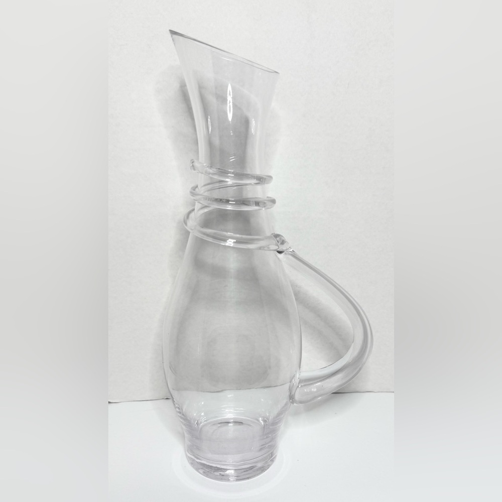 Verona Art Glass Decanter – Twisted Upright Form, Clear w/ Handle – Studio Style